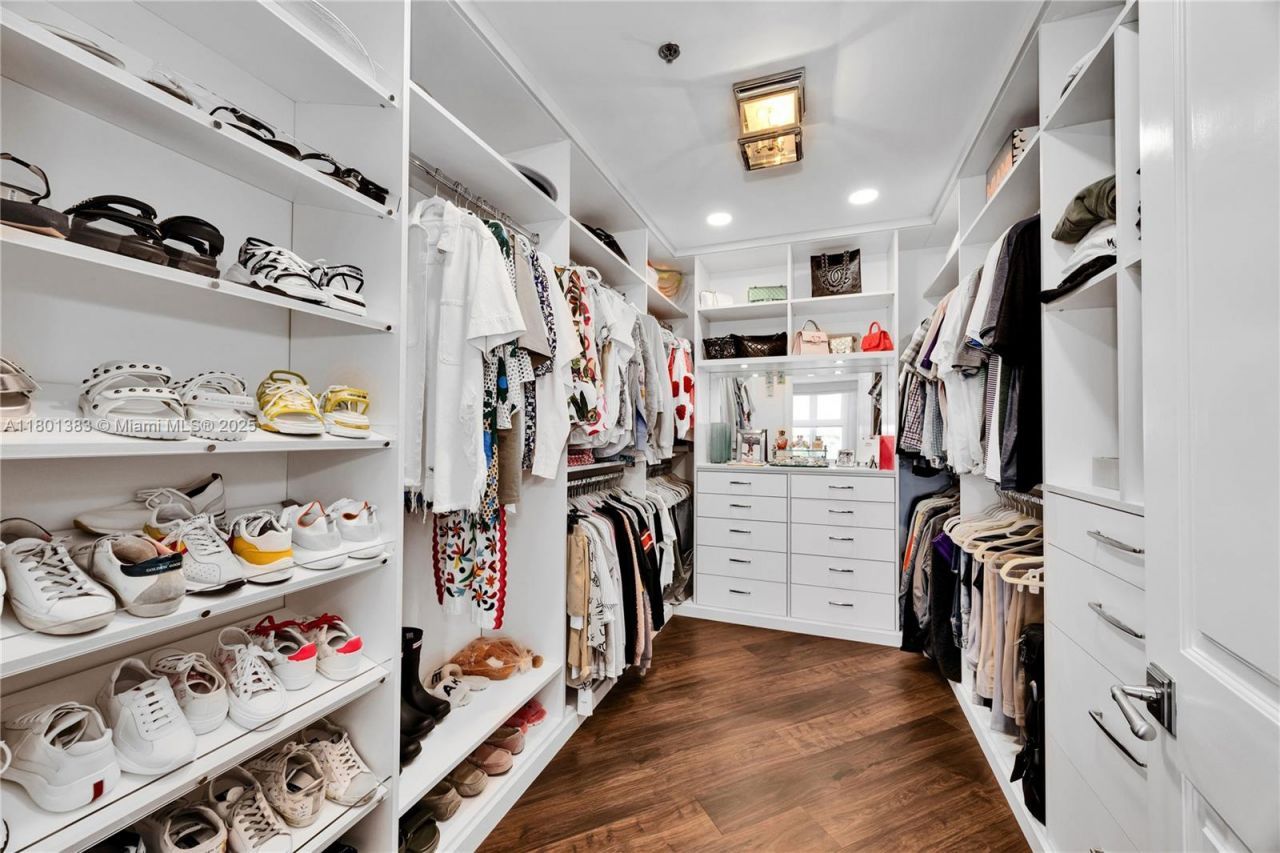 13647 Deering Bay Dr, Unit 142, Coral Gables, FL 33158 Photo