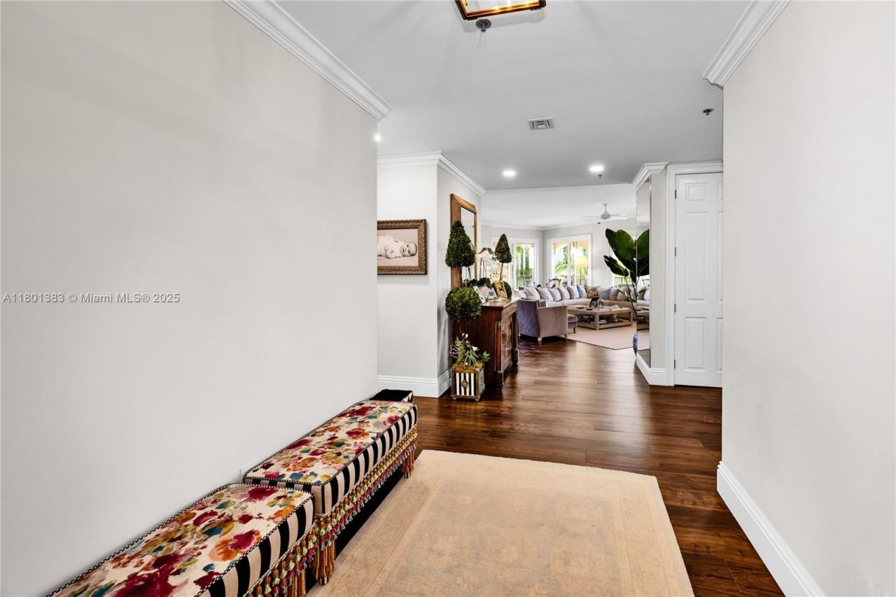 13647 Deering Bay Dr, Unit 142, Coral Gables, FL 33158 Photo