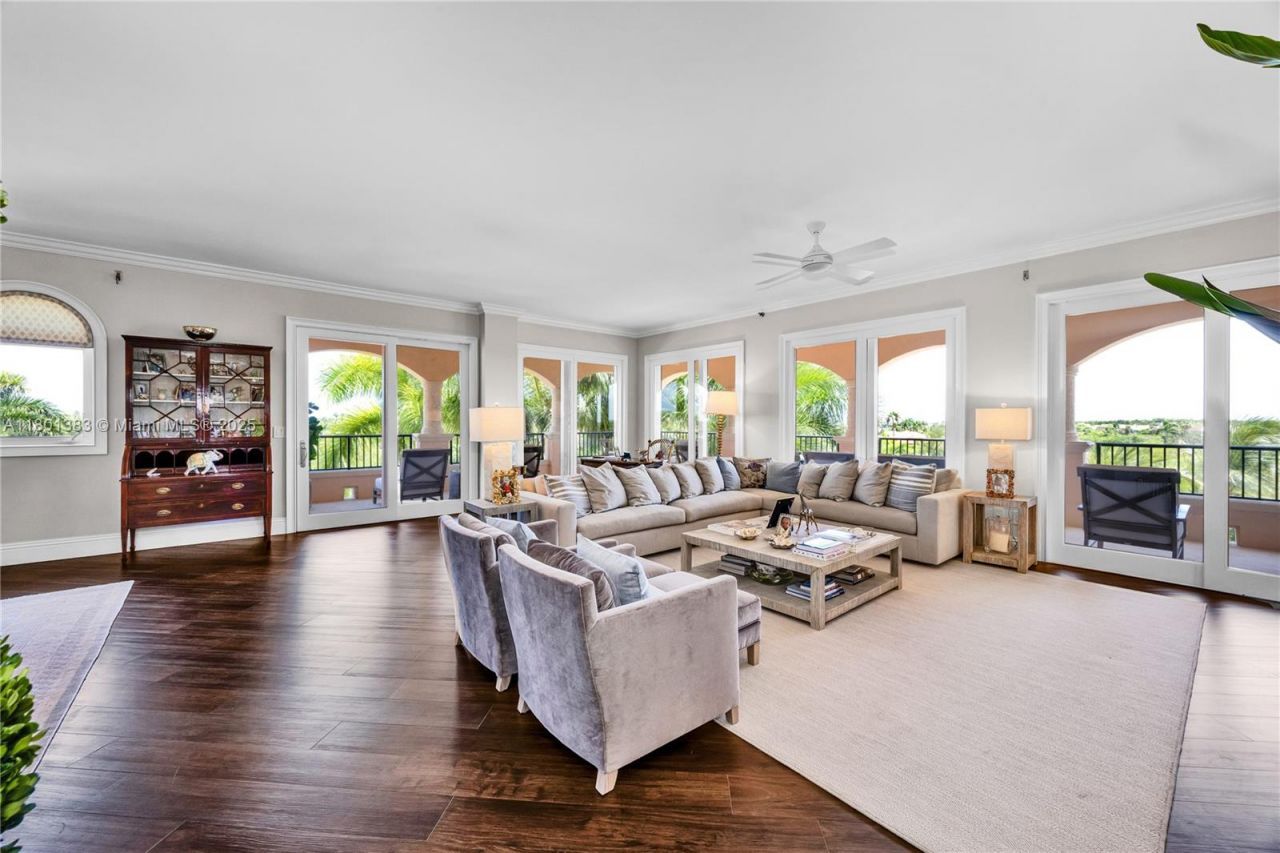 13647 Deering Bay Dr, Unit 142, Coral Gables, FL 33158 Photo