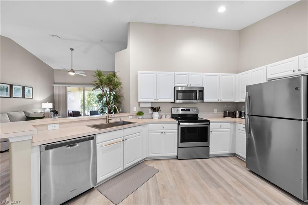 10135 Colonial Country Club Blvd, Unit 1208, Fort Myers, FL 33913 Photo