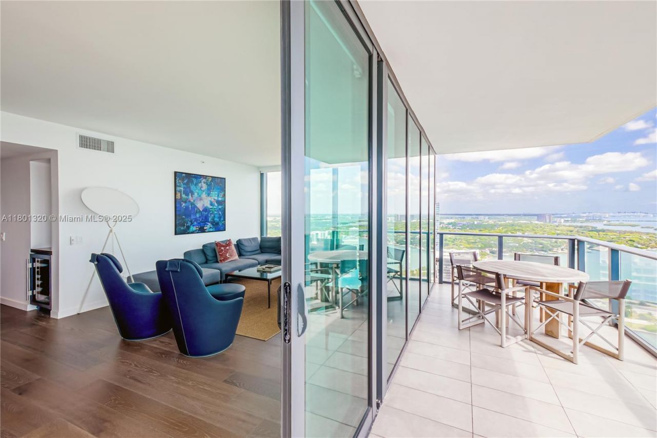 3131 NE 7th Ave, Unit 3606, Miami, FL 33137 Photo