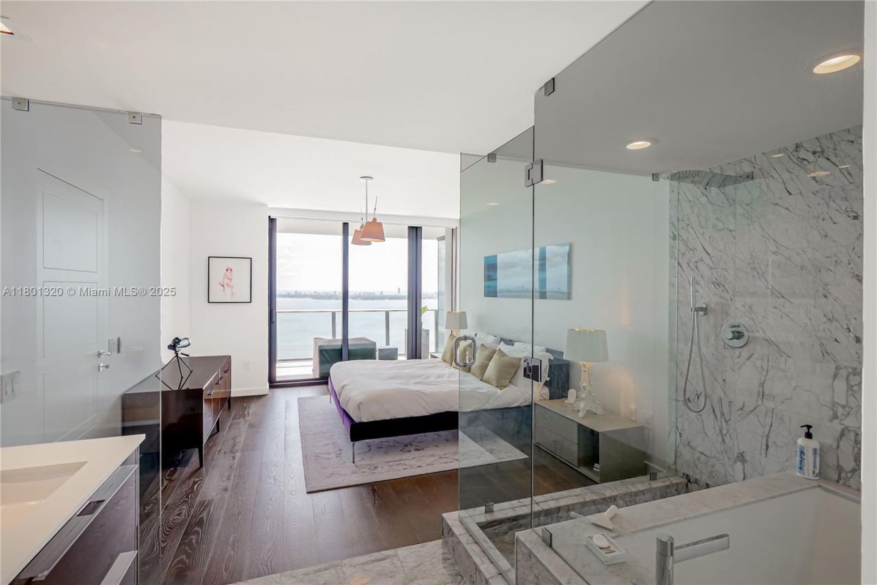 3131 NE 7th Ave, Unit 3606, Miami, FL 33137 Photo