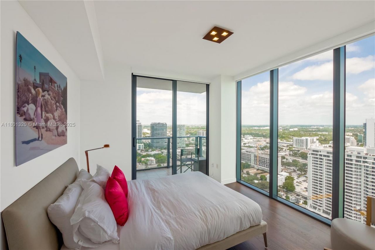 3131 NE 7th Ave, Unit 3606, Miami, FL 33137 Photo