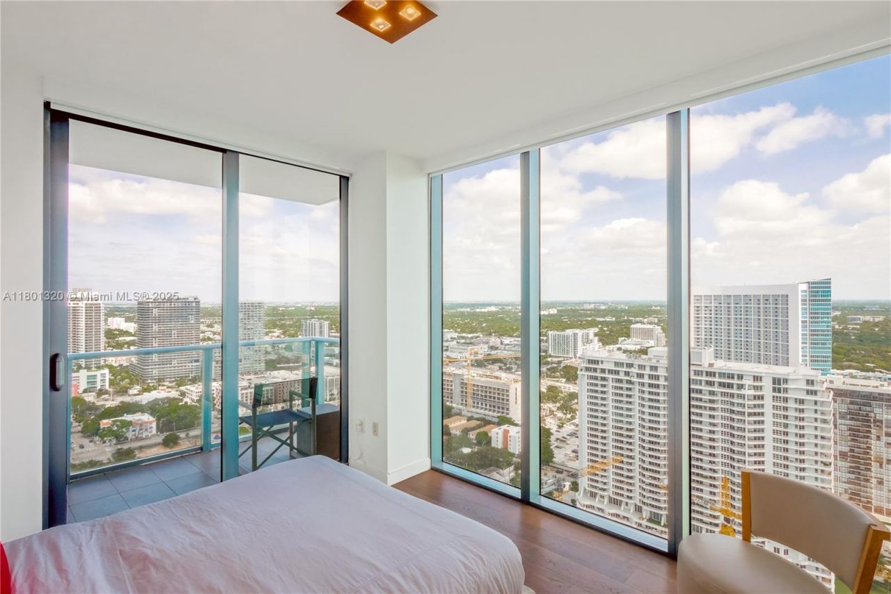 3131 NE 7th Ave, Unit 3606, Miami, FL 33137 Photo