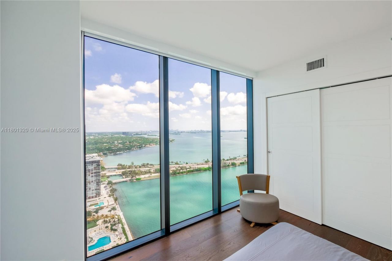 3131 NE 7th Ave, Unit 3606, Miami, FL 33137 Photo