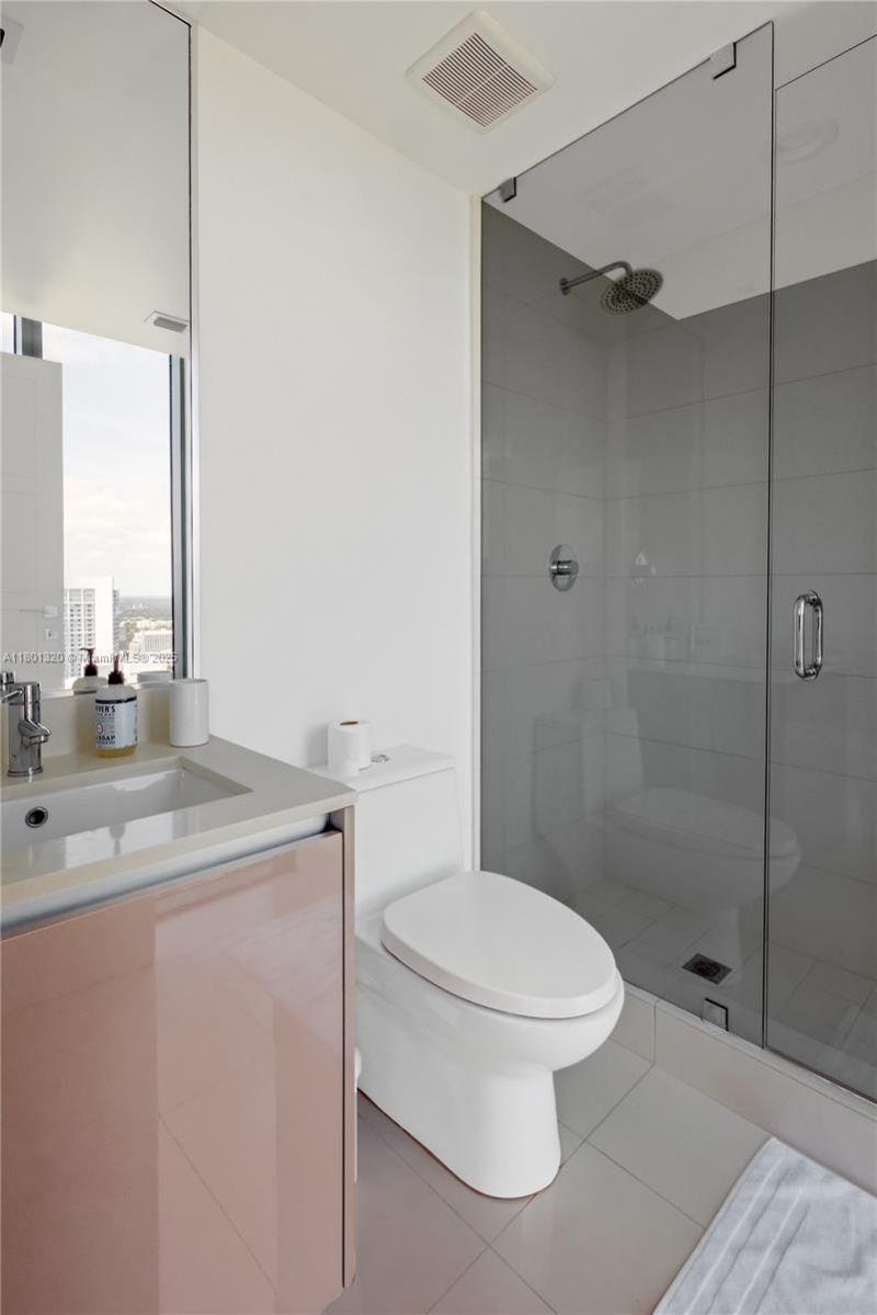 3131 NE 7th Ave, Unit 3606, Miami, FL 33137 Photo