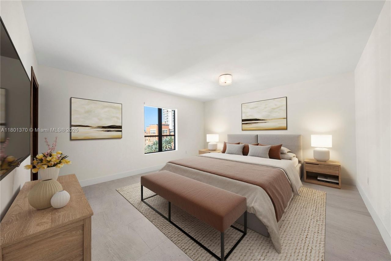 701 Valencia Ave, Unit 402, Coral Gables, FL 33134 Photo