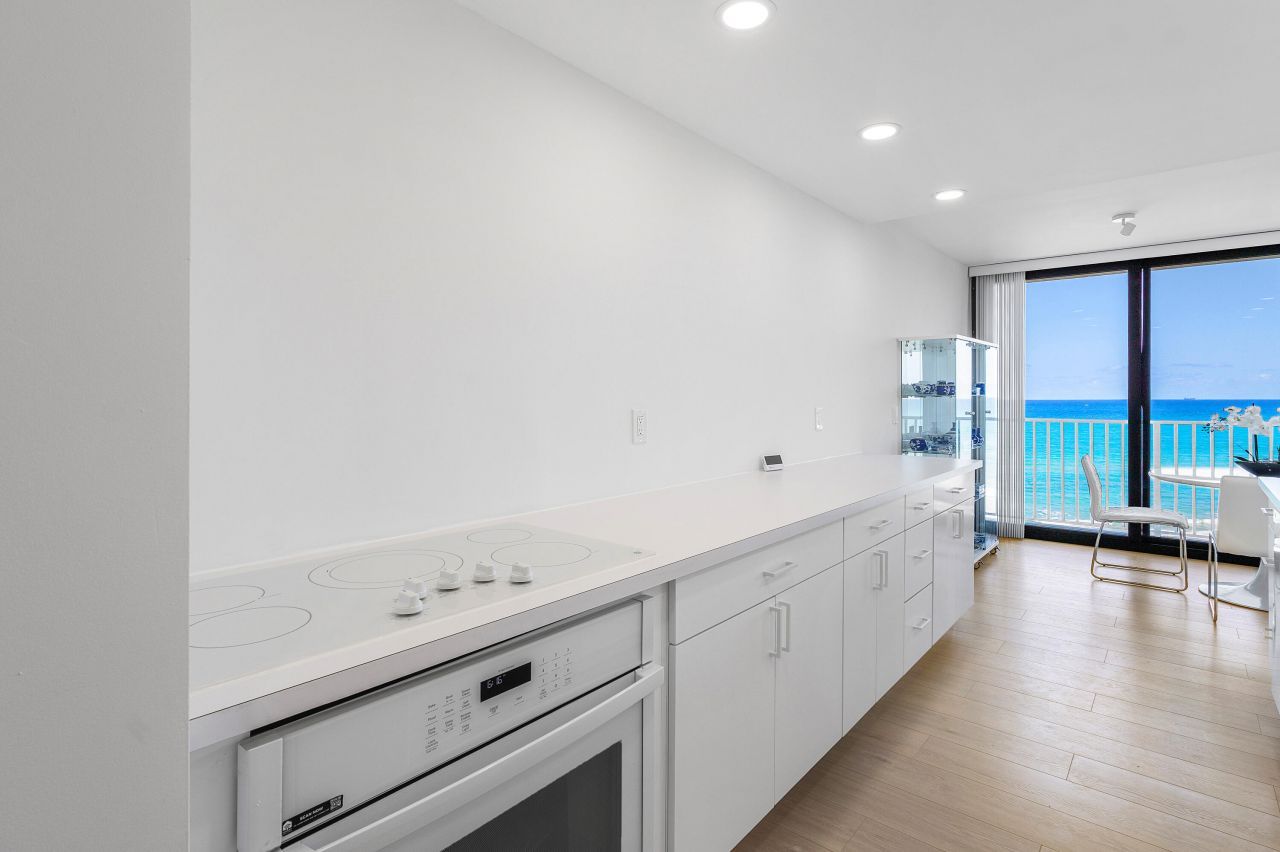 3360 S Ocean Boulevard, Unit 5fii, Palm Beach, FL 33480 Photo