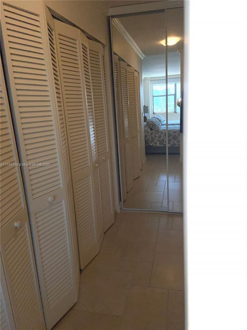 3180 S Ocean Dr, Unit 716, Hallandale Beach, FL 33009 Photo