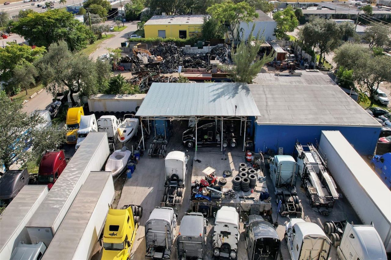 850 NW 12th Ter, Pompano Beach, FL 33069 Photo