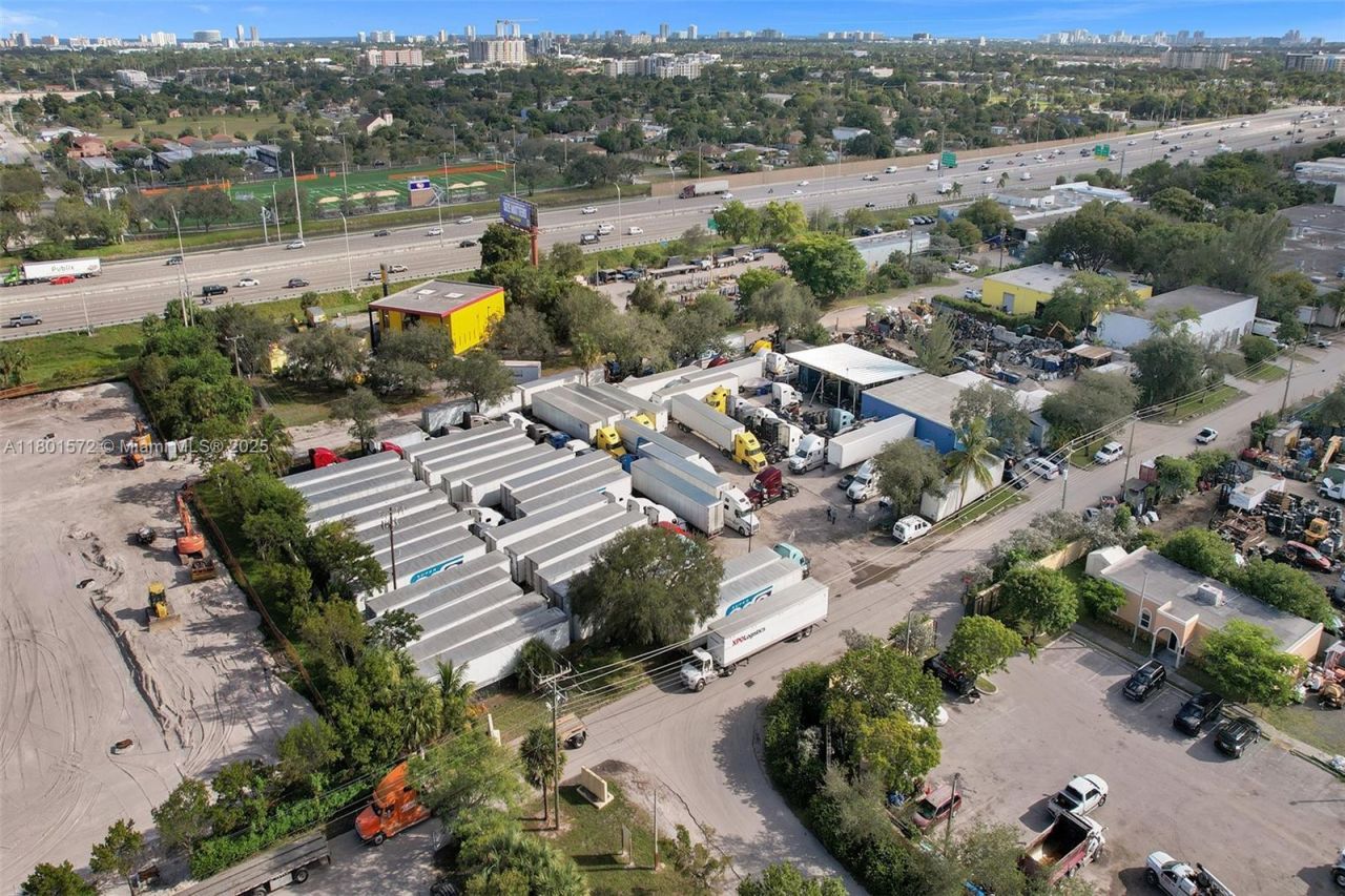 850 NW 12th Ter, Pompano Beach, FL 33069 Photo