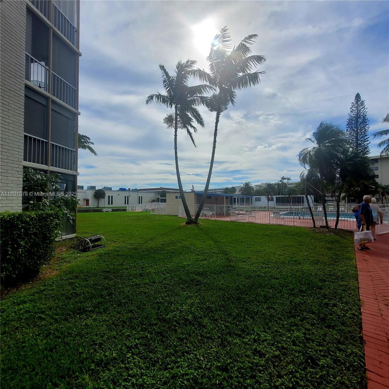 2859 Leonard Dr, Unit G106, Aventura, FL 33160 Photo