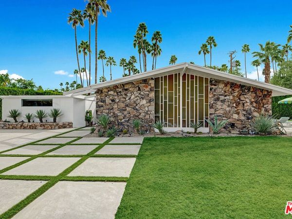 1155 E Mesquite Avenue, Palm Springs, CA 92264