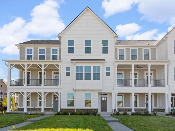 107 Parkerwood Lane, West Lafayette, IN 47906