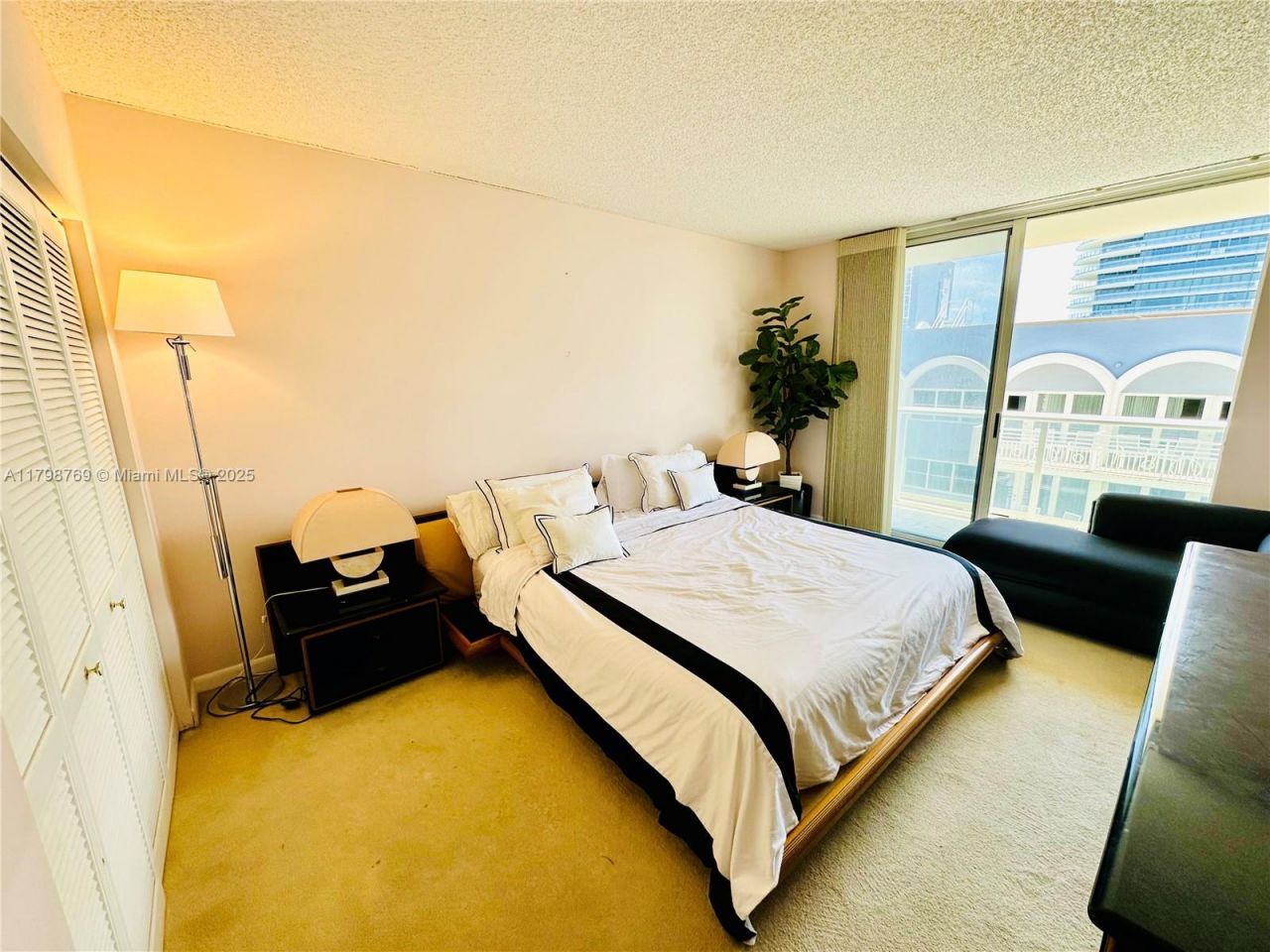 8855 Collins Ave, Unit 7H, Surfside, FL 33154 Photo