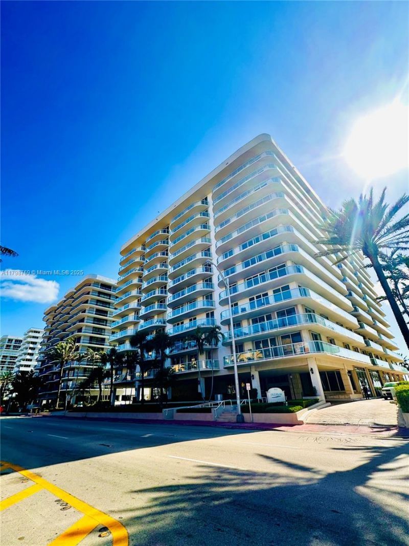 8855 Collins Ave, Unit 7H, Surfside, FL 33154 Photo
