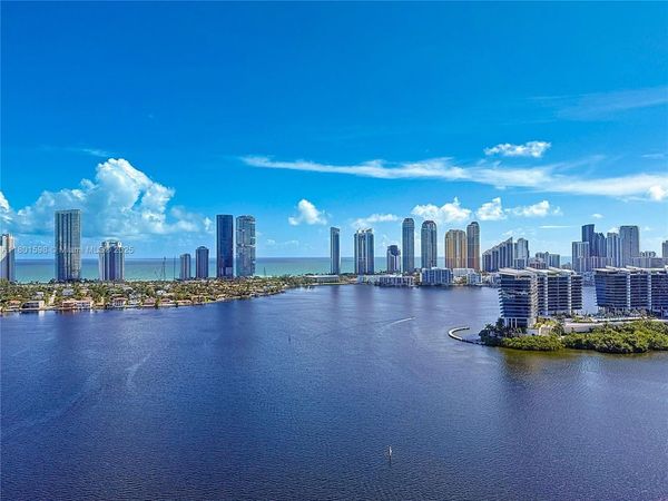 3370 Hidden Bay Dr, Unit 2813, Aventura, FL 33180