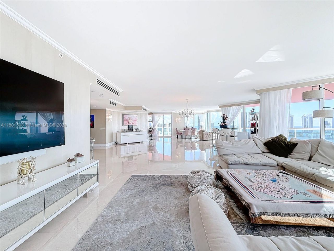 3370 Hidden Bay Dr, Unit 2813, Aventura, FL 33180 Photo