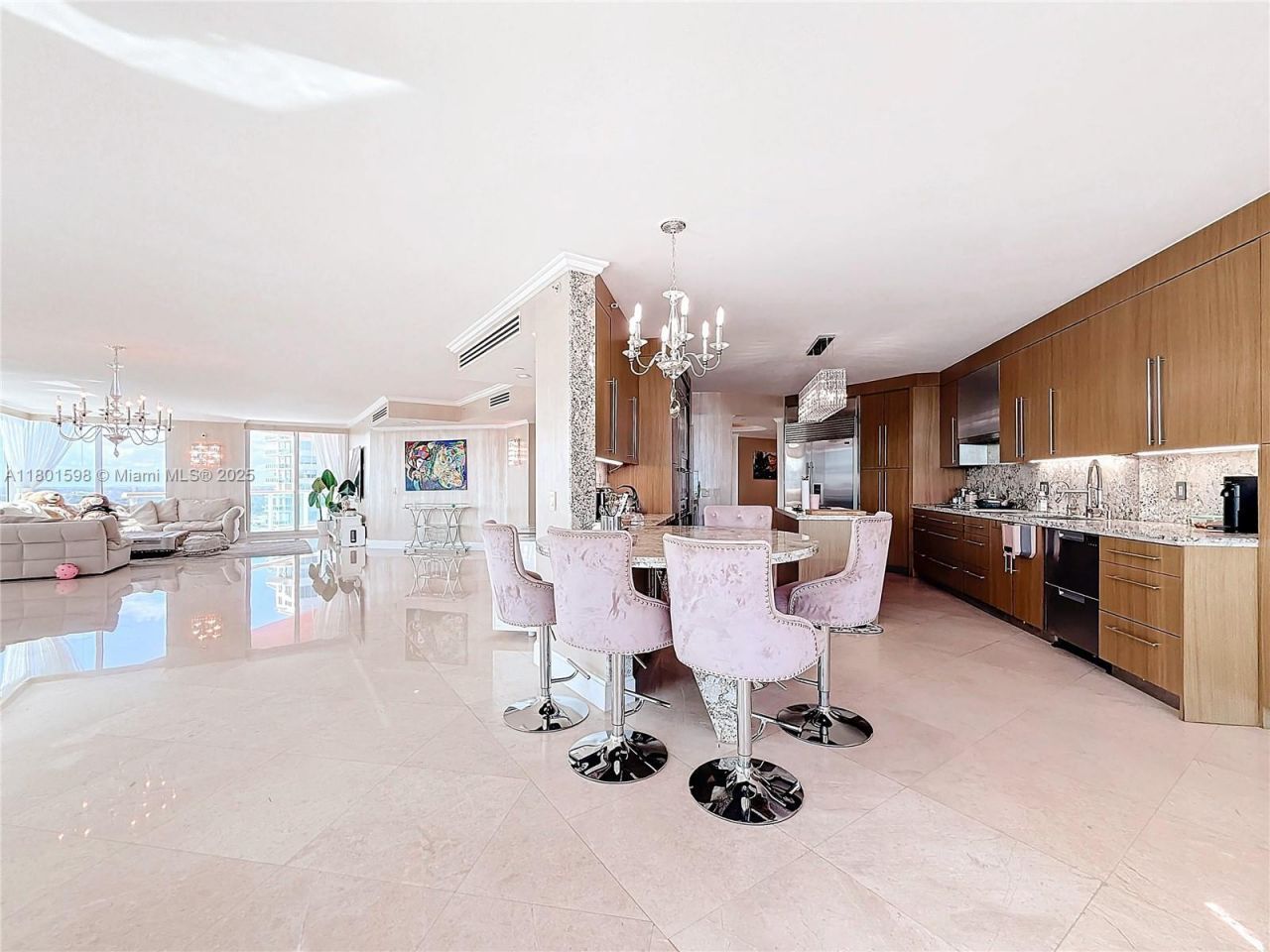 3370 Hidden Bay Dr, Unit 2813, Aventura, FL 33180 Photo