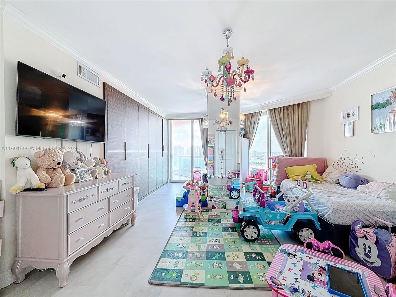 3370 Hidden Bay Dr, Unit 2813, Aventura, FL 33180 Photo