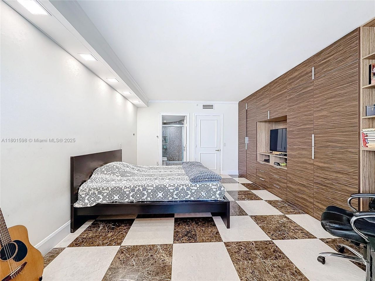 3370 Hidden Bay Dr, Unit 2813, Aventura, FL 33180 Photo