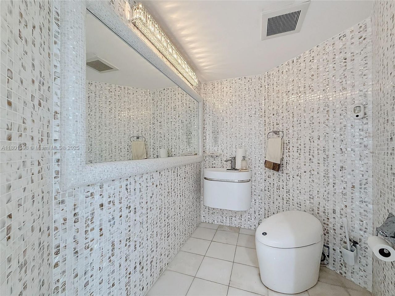 3370 Hidden Bay Dr, Unit 2813, Aventura, FL 33180 Photo