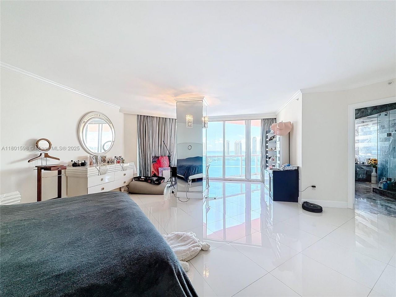 3370 Hidden Bay Dr, Unit 2813, Aventura, FL 33180 Photo