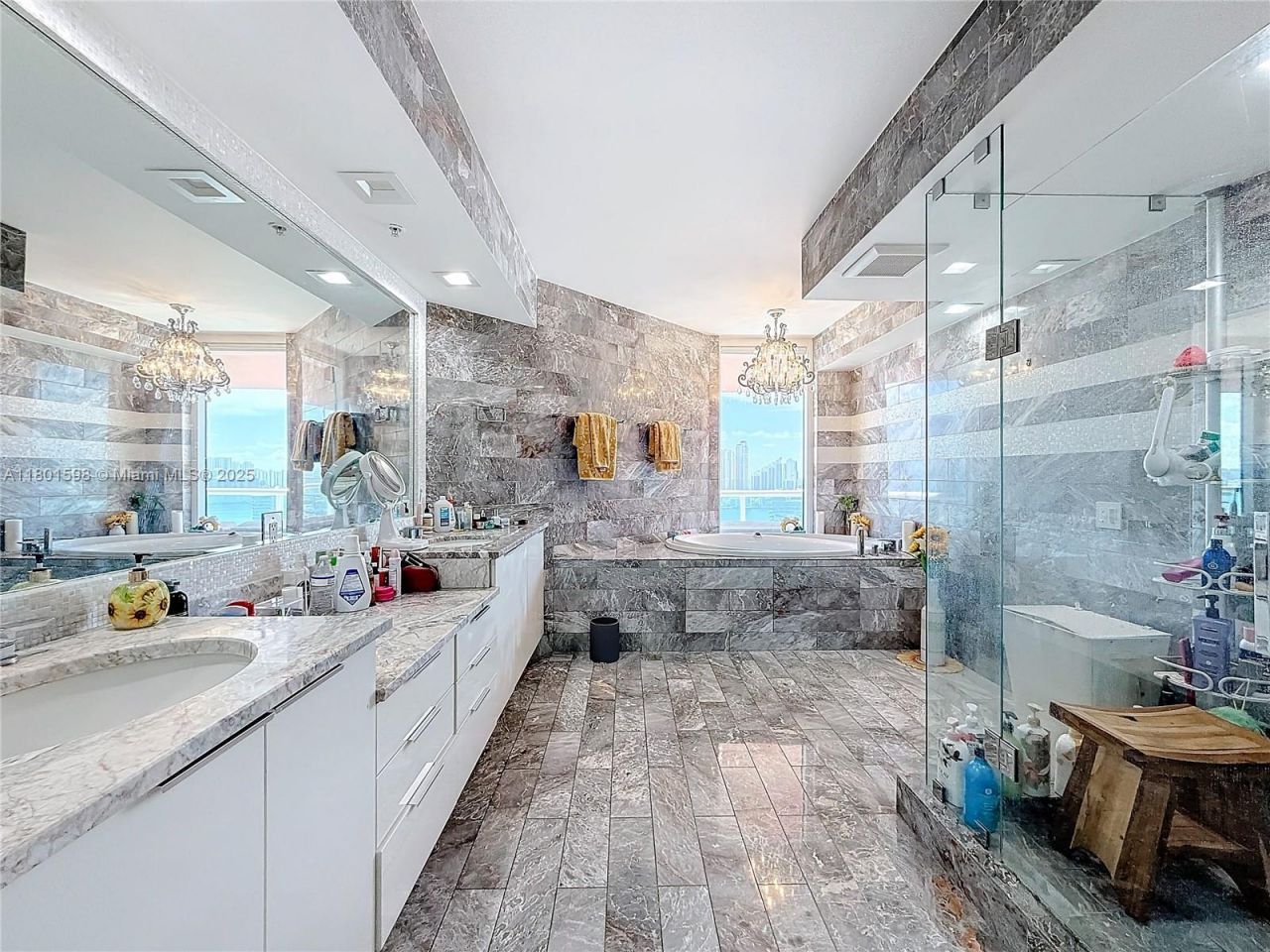 3370 Hidden Bay Dr, Unit 2813, Aventura, FL 33180 Photo