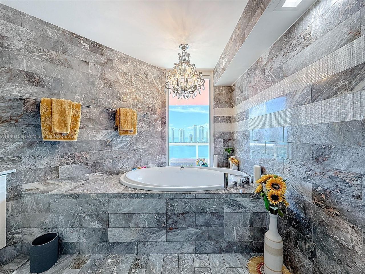 3370 Hidden Bay Dr, Unit 2813, Aventura, FL 33180 Photo