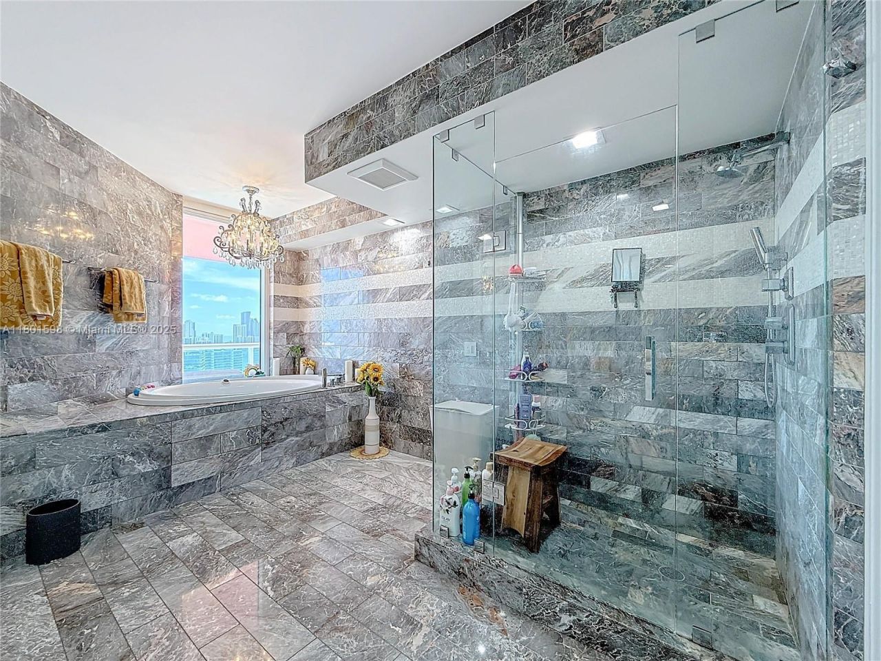 3370 Hidden Bay Dr, Unit 2813, Aventura, FL 33180 Photo