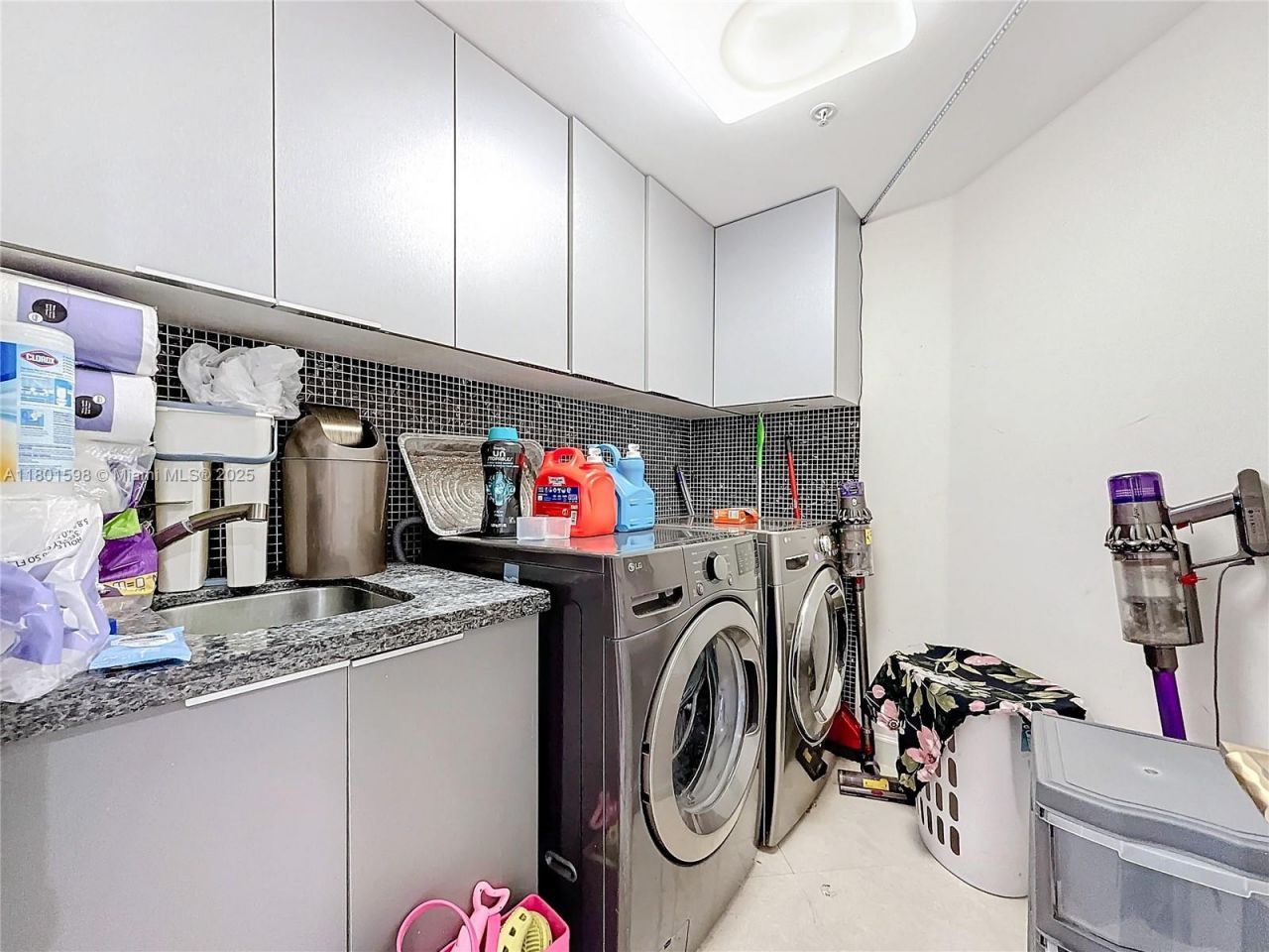 3370 Hidden Bay Dr, Unit 2813, Aventura, FL 33180 Photo