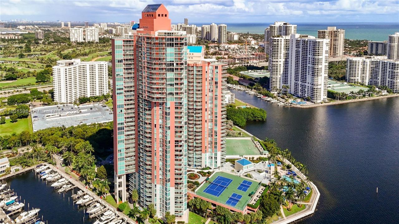 3370 Hidden Bay Dr, Unit 2813, Aventura, FL 33180 Photo