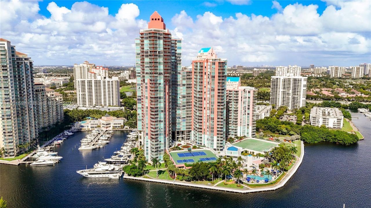 3370 Hidden Bay Dr, Unit 2813, Aventura, FL 33180 Photo