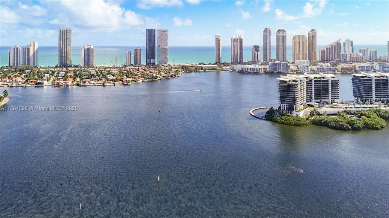 3370 Hidden Bay Dr, Unit 2813, Aventura, FL 33180 Photo