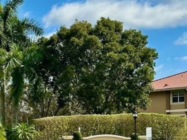 151 SW 117 Avenue, Unit 9206, Pembroke Pines, FL 33025