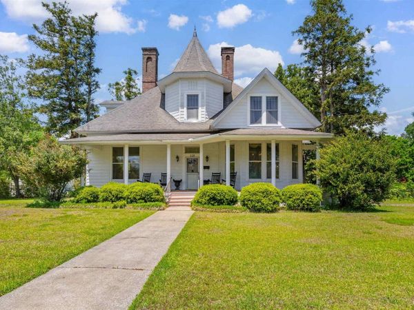 118 Ford Ave, Mullins, SC 29574