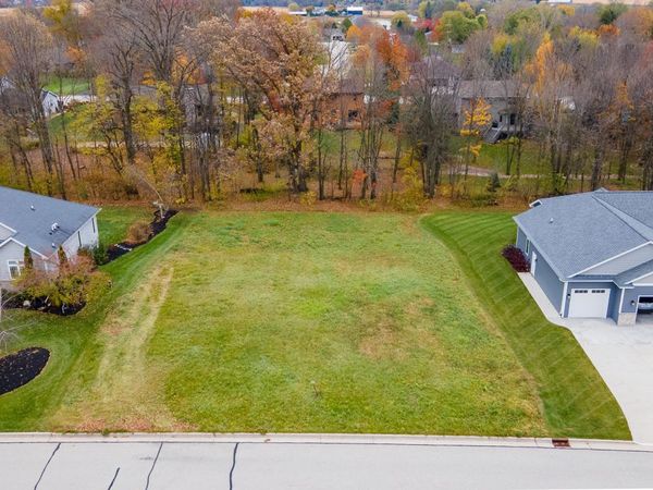 Lt26 Oriole Ln, Howards Grove, WI 53083