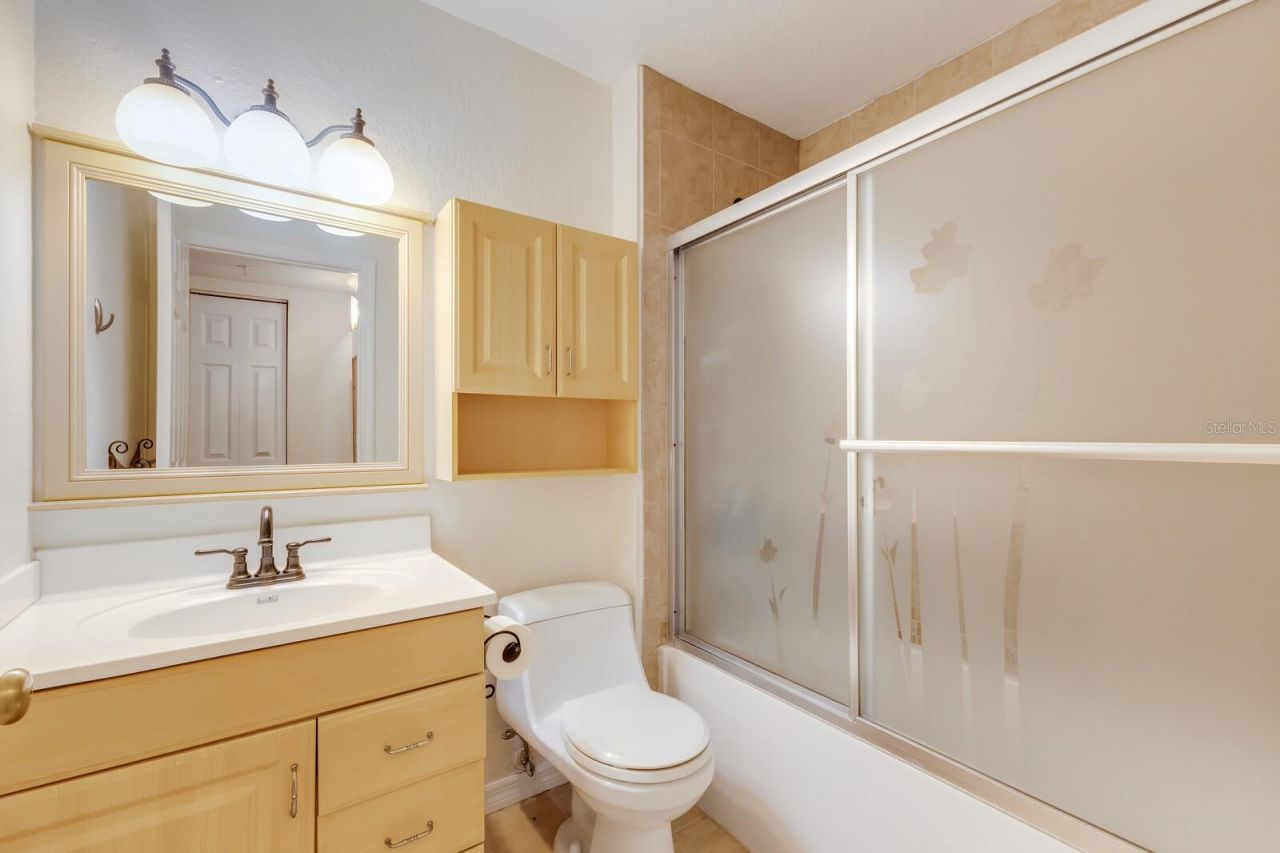 850 S Tamiami Trail, Unit 203, Sarasota, FL 34236 Photo