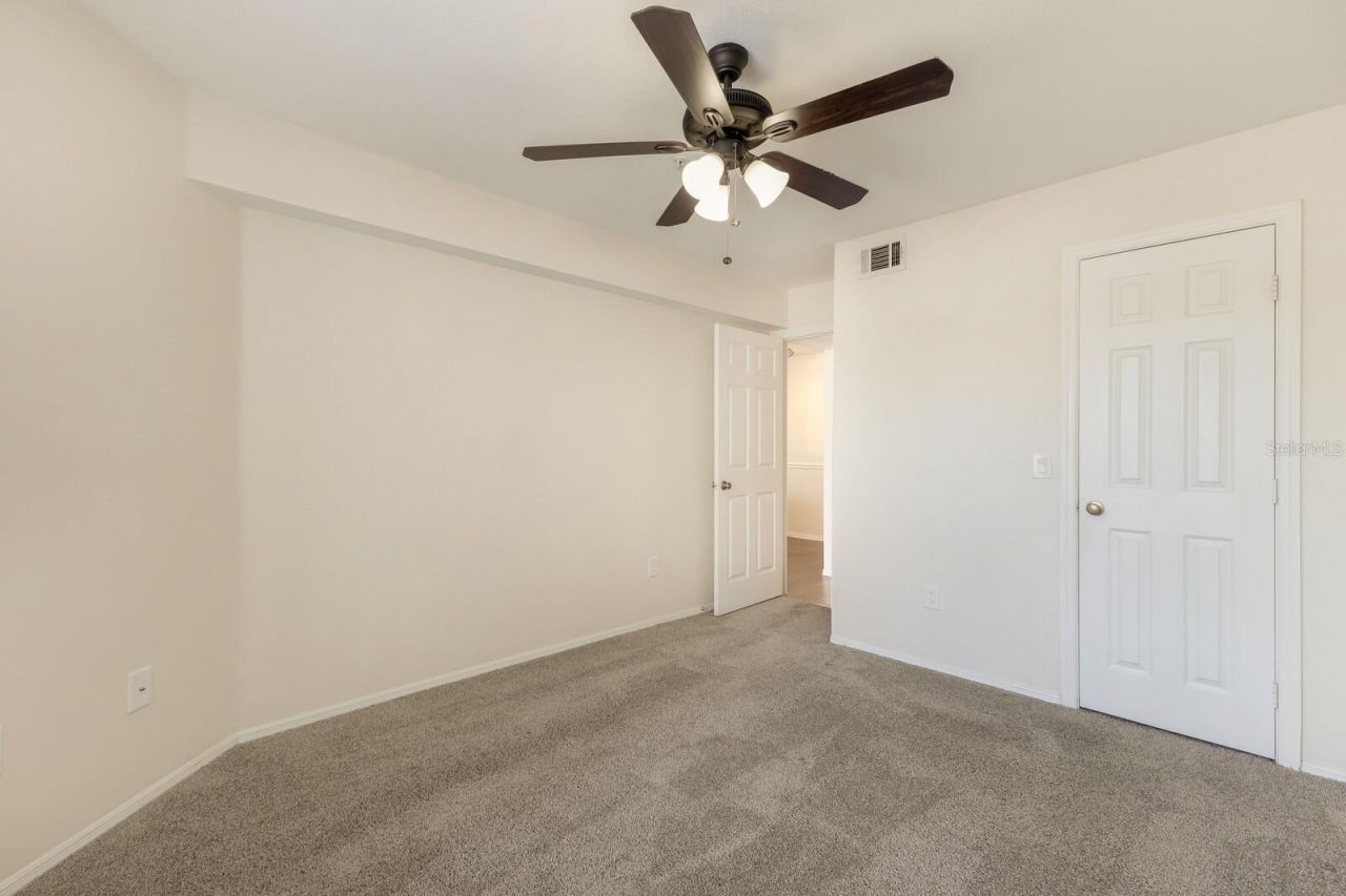 850 S Tamiami Trail, Unit 203, Sarasota, FL 34236 Photo