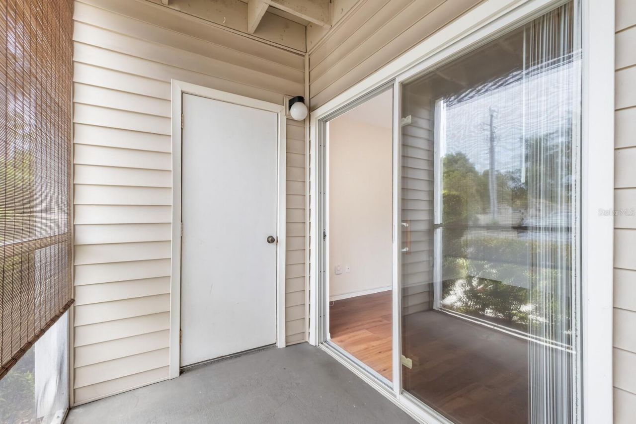 850 S Tamiami Trail, Unit 203, Sarasota, FL 34236 Photo