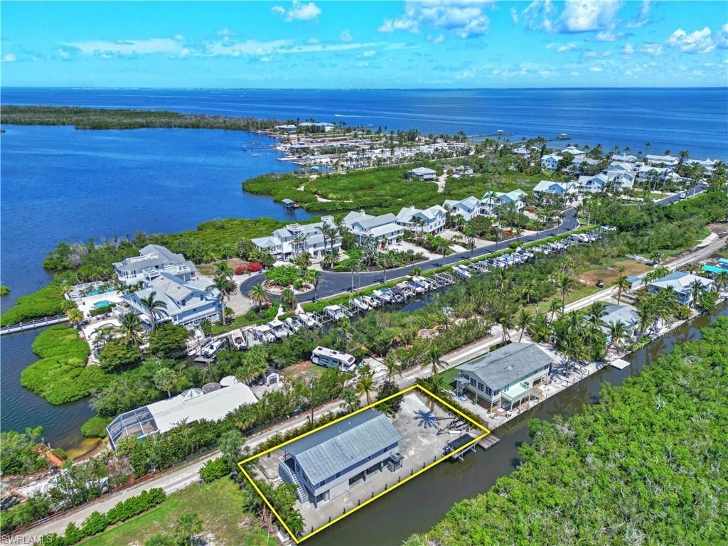 8161 Moyer Ln, Bokeelia, FL 33922 Photo