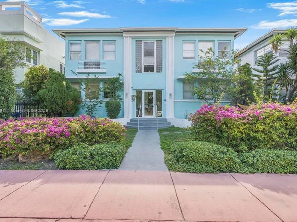 1555 Pennsylvania Ave, Unit 209, Miami Beach, FL 33139