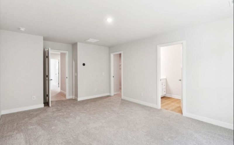 1052 Crescent Cove Lane Photo 11