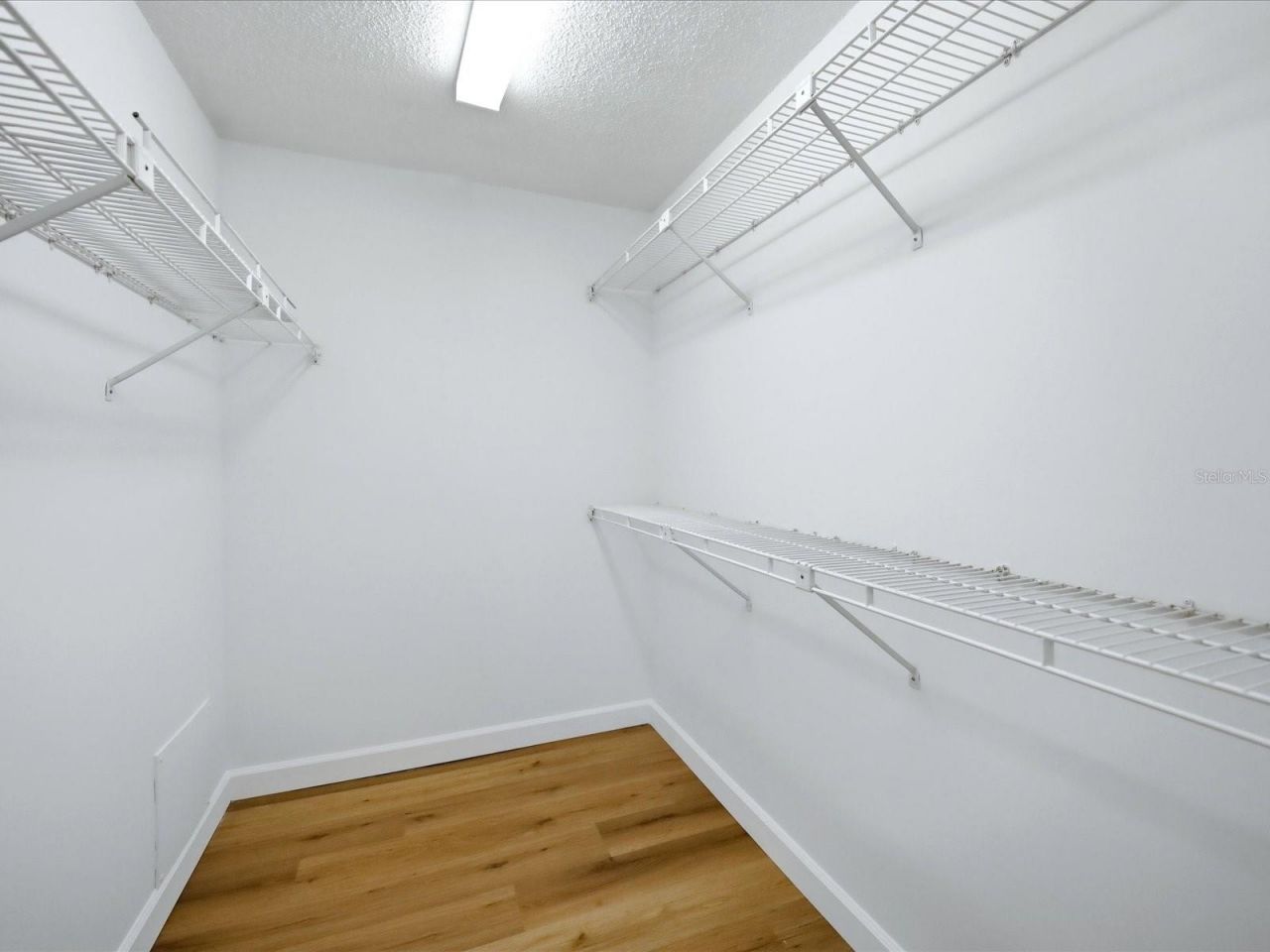 3269 Beneva Road, Unit 203, Sarasota, FL 34232 Photo