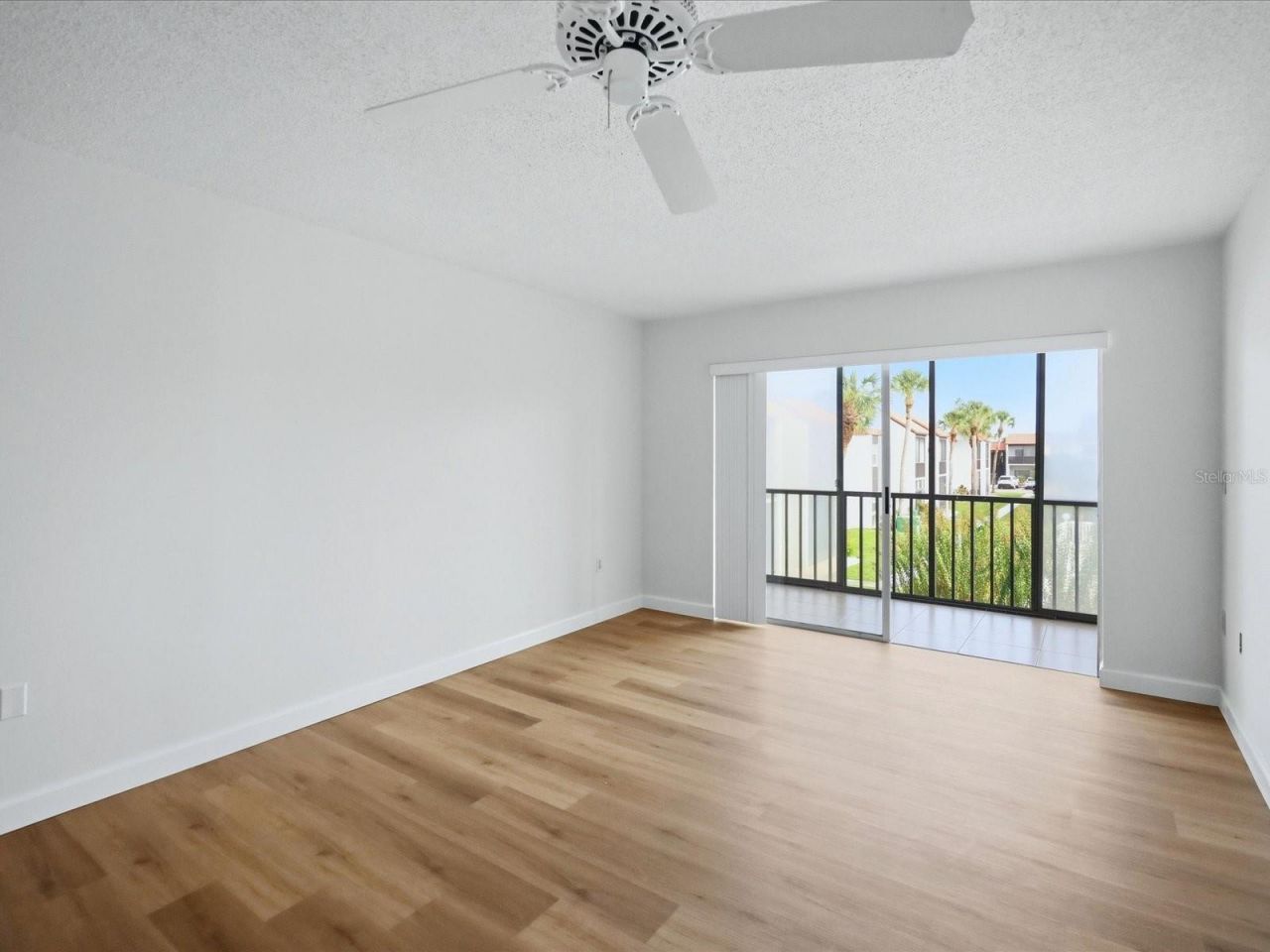 3269 Beneva Road, Unit 203, Sarasota, FL 34232 Photo