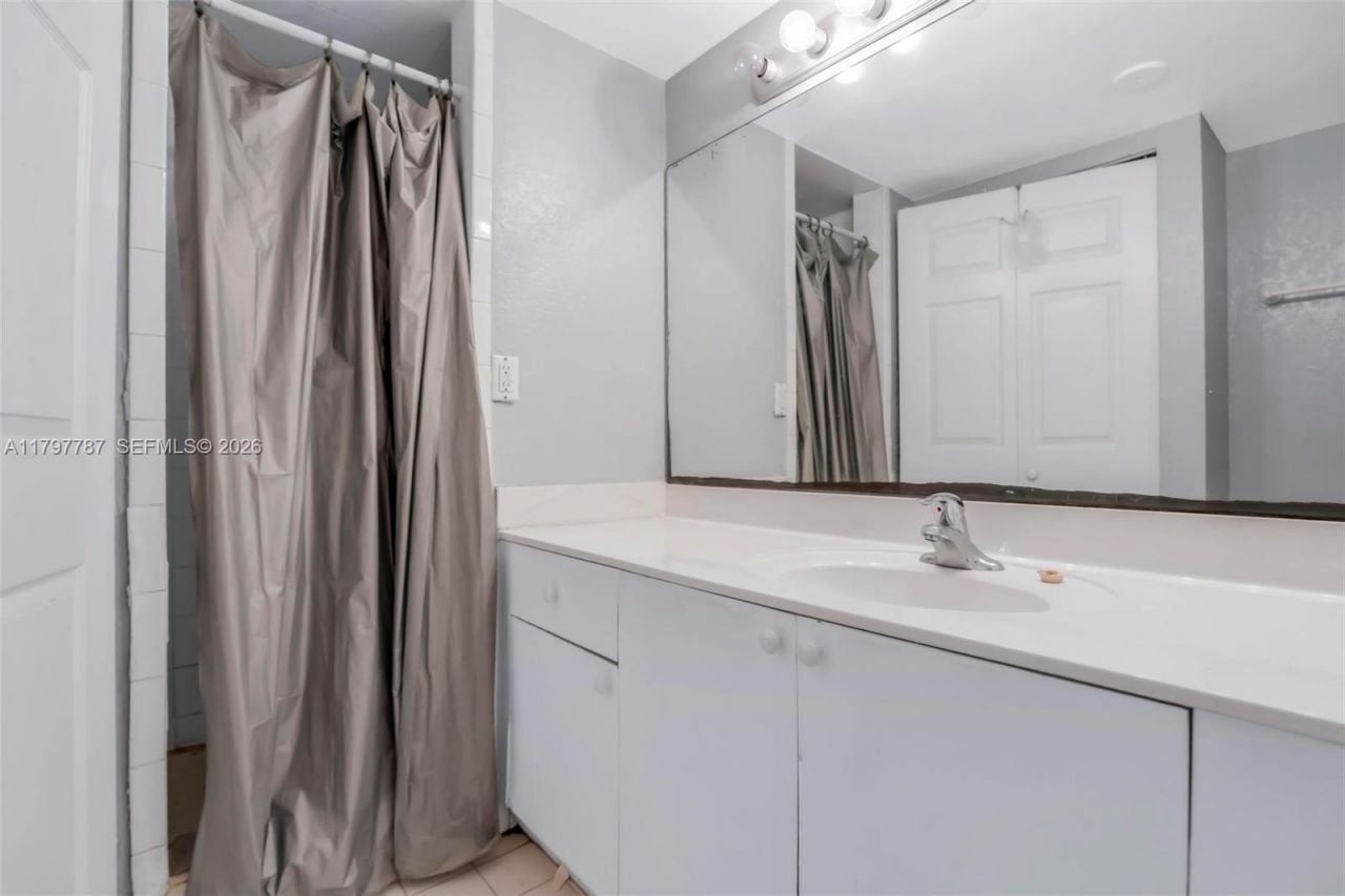 4235 N University Dr, Unit 115, Sunrise, FL 33351 Photo