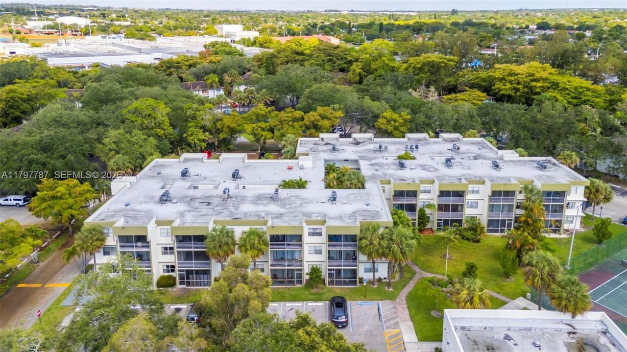 4235 N University Dr, Unit 115, Sunrise, FL 33351 Photo