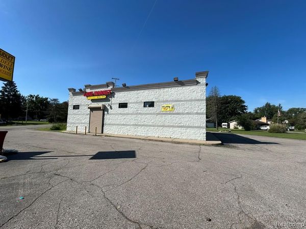 1372 E LAKE Road, Thetford Twp, MI 48420