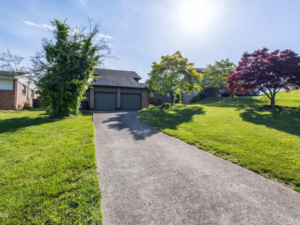 3604 Crest Road, Kingsport, TN 37664