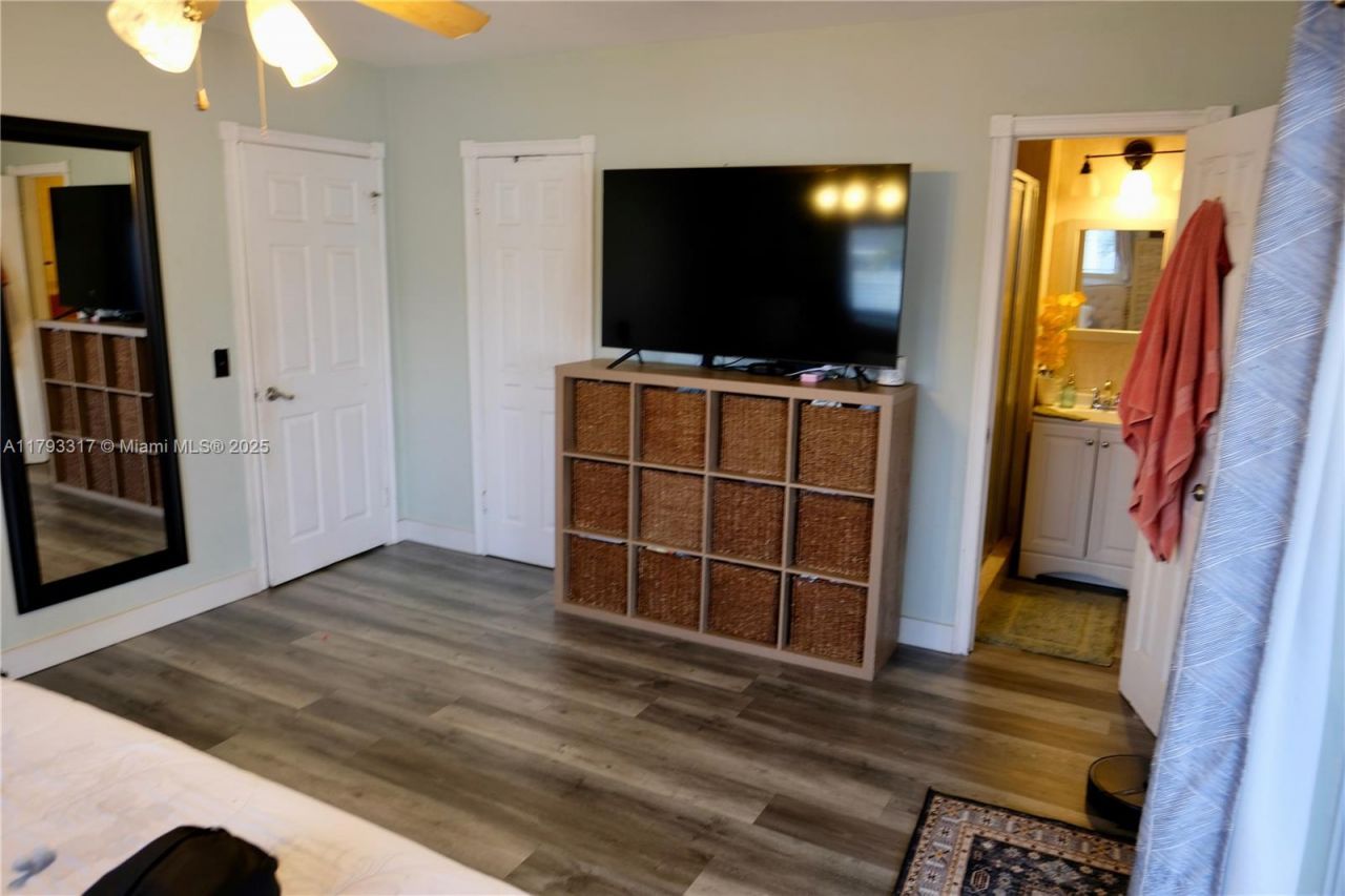 7000 SW 10th St, Pembroke Pines, FL 33023 Photo